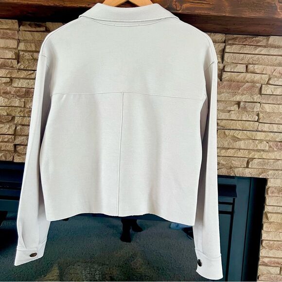 Carolina Belle Greige Oversized Crop Snap Stretch Comfy Blazer Jacket Size M - Picture 4 of 9